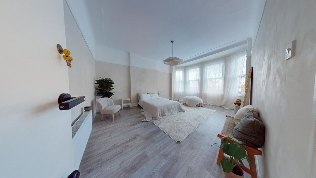 Studio room 15 1st floor Mersey Bank business centre